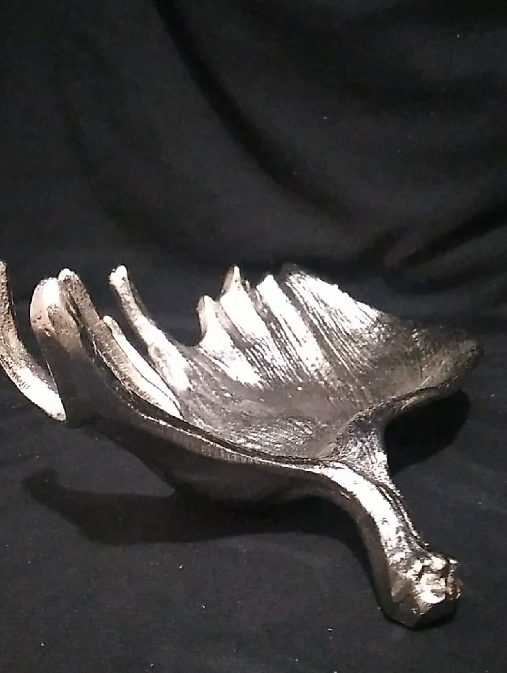 Threshold Silver-finished Cast Aluminum Moose Antler Decorative Bowl (B9) - Picture 2 of 11